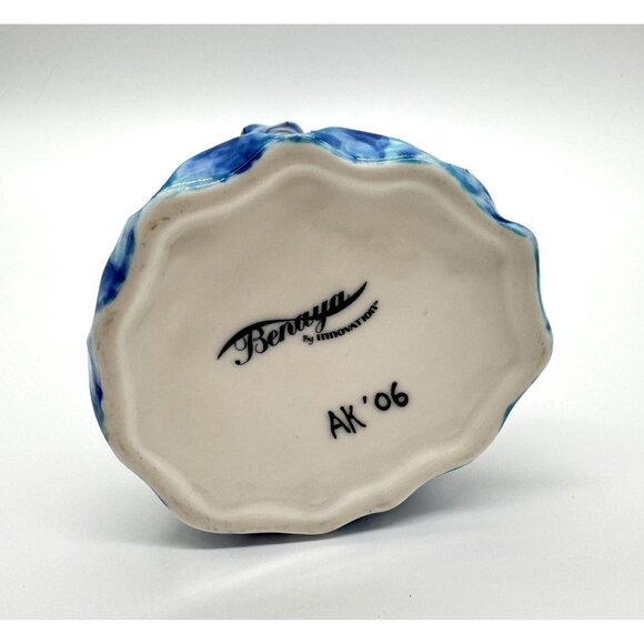 Benaya Dress Vase Art Deco Blue Ceramic Red Poppy Flowers Signed AK 06 12" - Picture 4 of 4